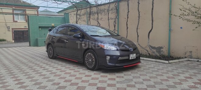 Toyota Prius 2014, 172,500 km - 1.8 l - Bakı
