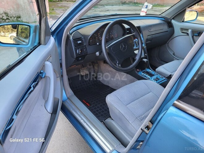 Mercedes C 240 1998, 325,613 km - 2.4 l - Sumqayıt