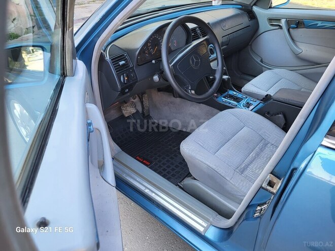 Mercedes C 240 1998, 325,613 km - 2.4 l - Sumqayıt