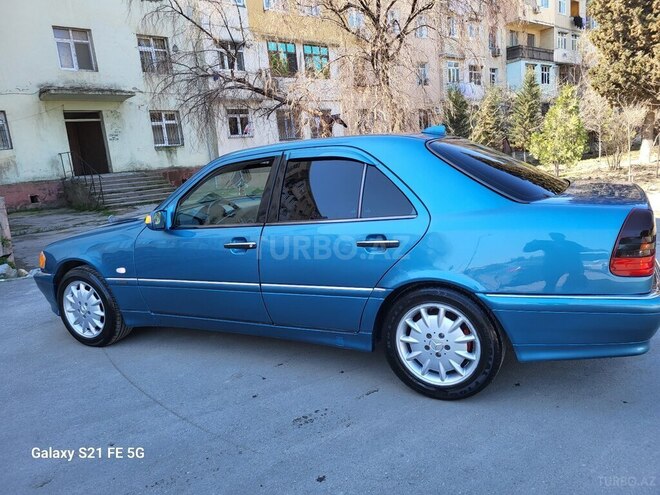 Mercedes C 240 1998, 325,613 km - 2.4 l - Sumqayıt