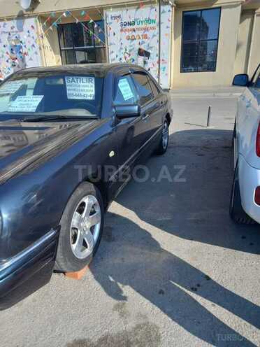 Mercedes E 220 1998, 670,000 km - 2.2 l - Tovuz