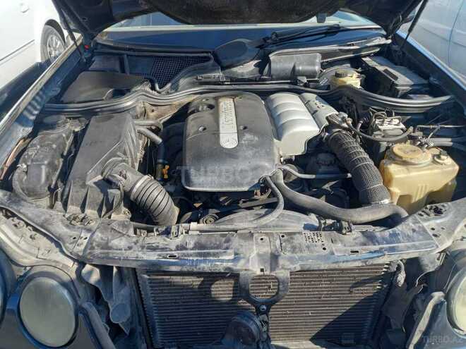 Mercedes E 220 1998, 670,000 km - 2.2 l - Tovuz