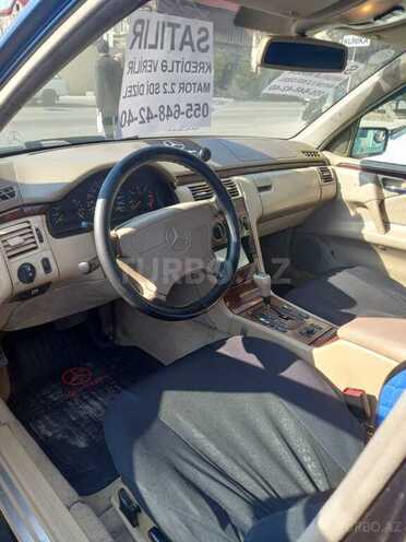 Mercedes E 220 1998, 670,000 km - 2.2 l - Tovuz