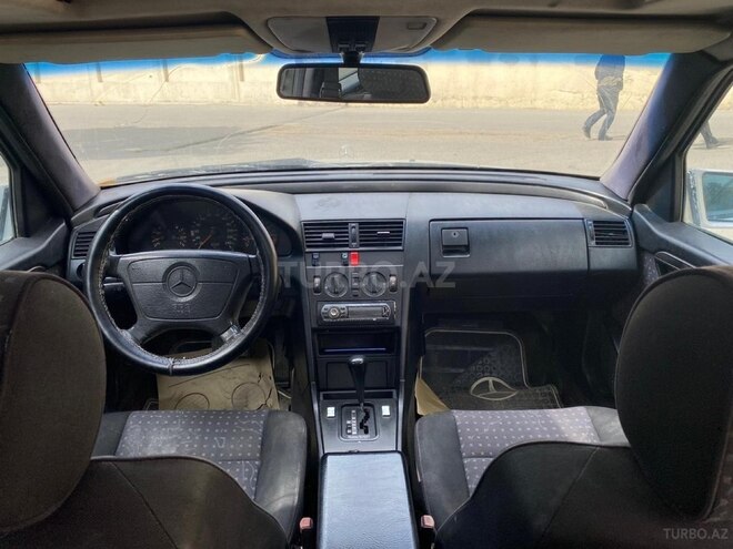 Mercedes C 180 1994, 415,486 km - 1.8 л - Bakı