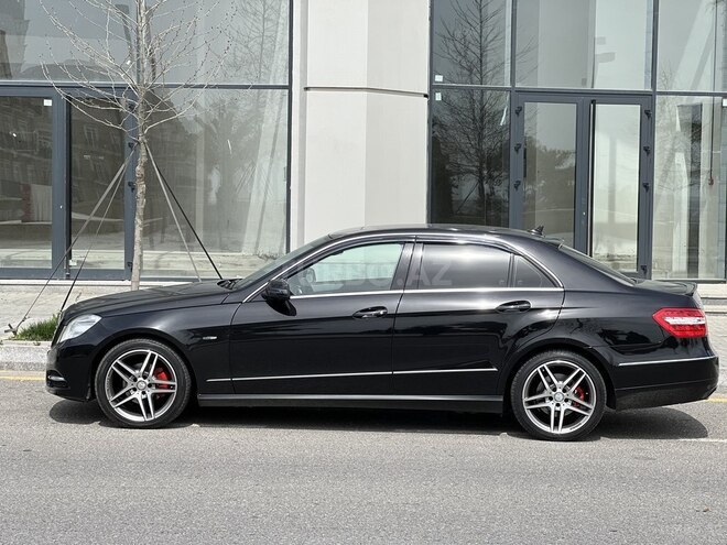 Mercedes E 220 2013, 231,000 km - 2.2 l - Bakı
