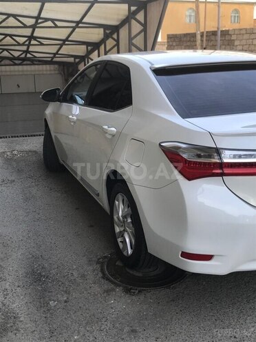 Toyota Corolla 2018, 76,000 km - 1.6 l - Bakı