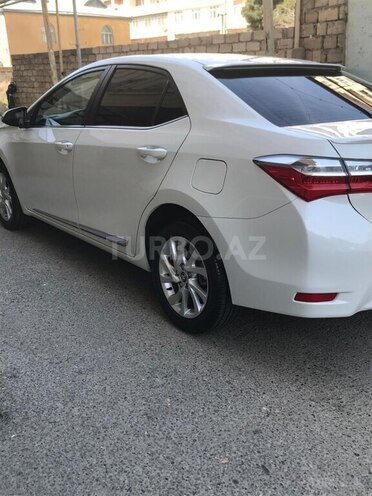 Toyota Corolla 2018, 76,000 km - 1.6 l - Bakı