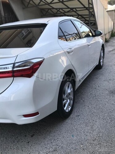 Toyota Corolla 2018, 76,000 km - 1.6 l - Bakı