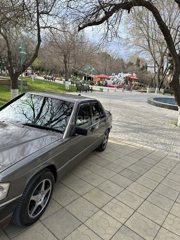Mercedes 190 1991, 300,000 km - 2.0 l - Xırdalan