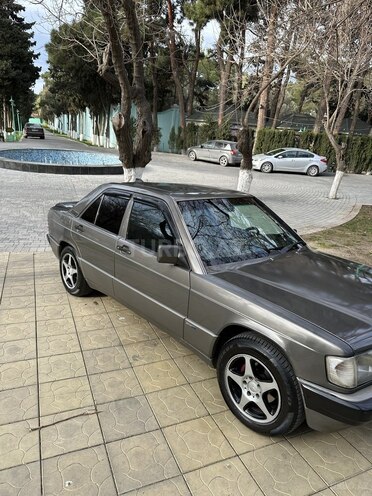 Mercedes 190 1991, 300,000 km - 2.0 l - Xırdalan