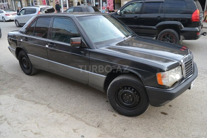 Mercedes 190 1990, 243,567 km - 1.8 л - Bakı