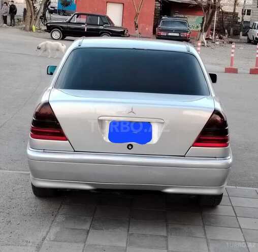 Mercedes C 200 1996, 213,000 km - 2.0 л - Bakı