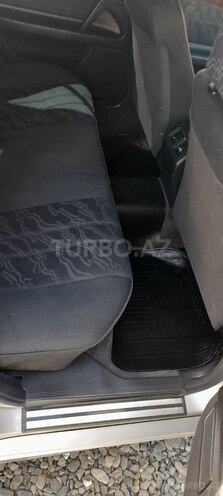 Mercedes E 230 1997, 526,453 km - 2.3 l - Qax