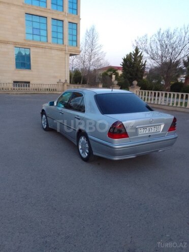 Mercedes C 240 1999, 370,000 km - 2.4 l - Saatlı