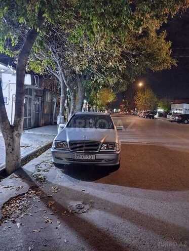 Mercedes C 240 1999, 370,000 km - 2.4 l - Saatlı