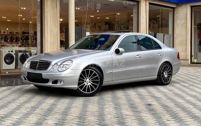 Mercedes E 240 2002, 298,000 km - 2.6 l - Bakı