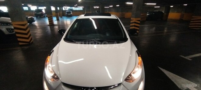 Hyundai Elantra 2015, 189,903 km - 1.8 l - Bakı