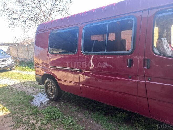 Ford Transit 1992, 240,000 km - 2.5 л - Qusar