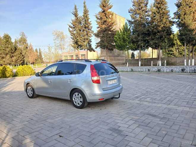 Hyundai i30 2008, 261,421 km - 1.6 l - Sabirabad