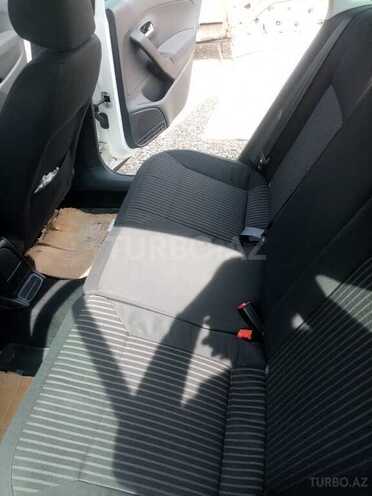 Volkswagen Polo 2013, 127,000 km - 1.6 л - Qobustan