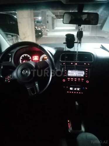 Volkswagen Polo 2013, 127,000 km - 1.6 л - Qobustan