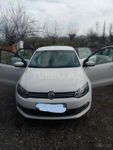 Volkswagen Polo 2013, 127,000 km - 1.6 л - Qobustan