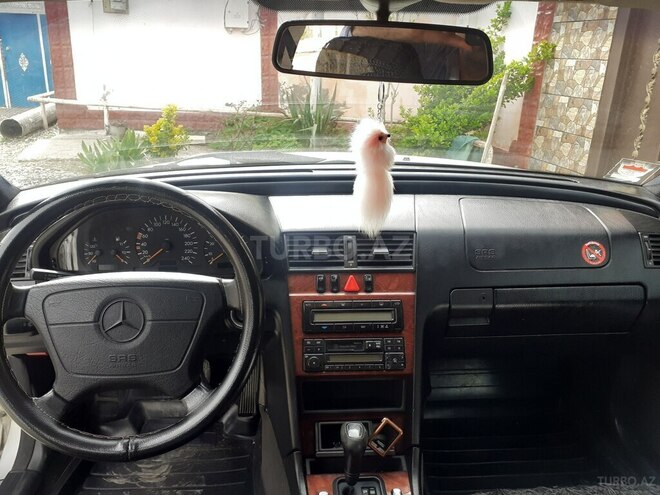 Mercedes C 200 1998, 285,000 km - 2.0 л - Beyləqan