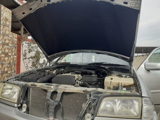 Mercedes C 200 1998, 285,000 km - 2.0 л - Beyləqan