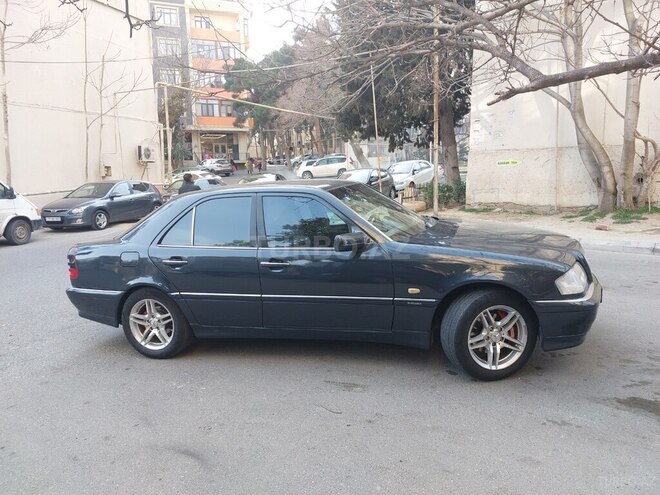 Mercedes C 200 1999, 325,236 km - 2.0 л - Bakı