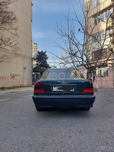 Mercedes C 200 1999, 325,236 km - 2.0 л - Bakı