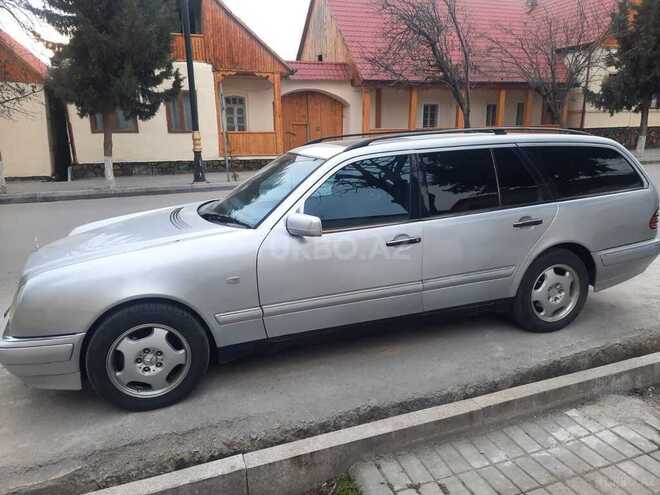 Mercedes E 240 1998, 23,456 km - 2.4 l - Gəncə