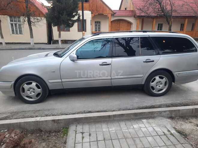 Mercedes E 240 1998, 23,456 km - 2.4 l - Gəncə