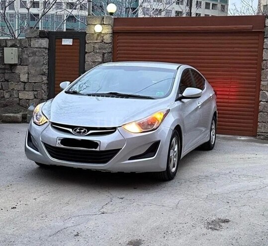 Hyundai Elantra 2015, 124,000 km - 1.8 л - Bakı