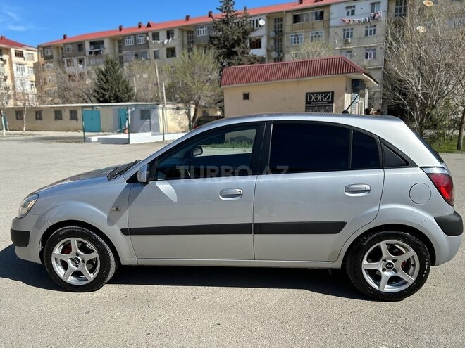 Kia Rio 2006, 215,600 km - 1.4 l - Sumqayıt