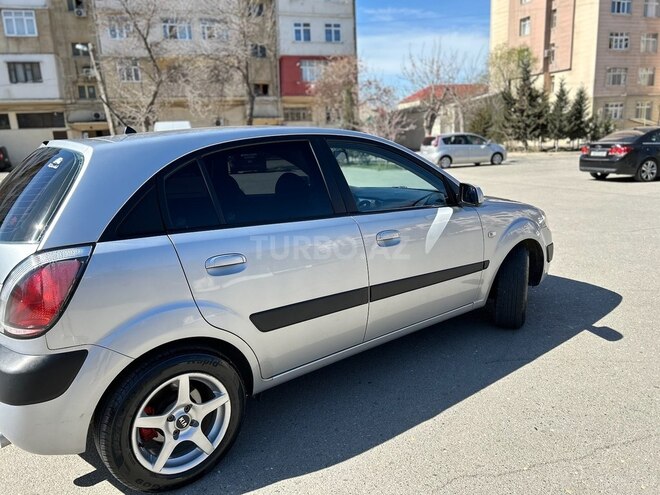 Kia Rio 2006, 215,600 km - 1.4 l - Sumqayıt