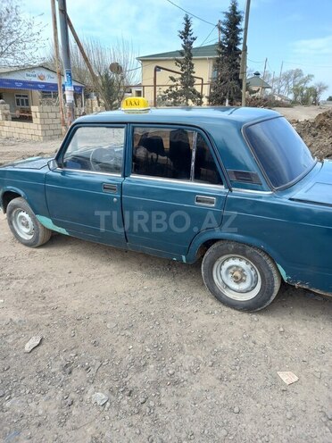 LADA (VAZ) 2107 1997, 99,000 km - 1.5 l - Salyan