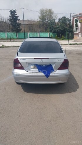Mercedes C 220 2001, 355,000 km - 2.2 l - Masallı