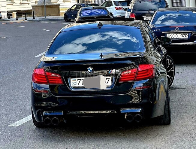 BMW 535 2011, 286,000 km - 3.0 l - Bakı
