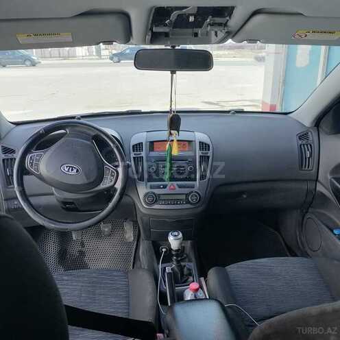 Kia Ceed 2007, 330,000 km - 1.6 л - Bakı