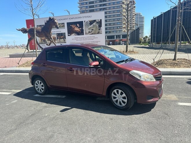 Toyota Vitz 2011, 140,000 km - 1.3 l - Bakı