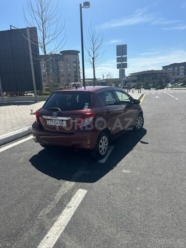 Toyota Vitz 2011, 140,000 km - 1.3 l - Bakı