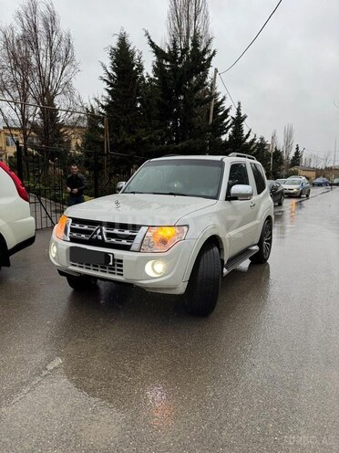 Mitsubishi Pajero 2012, 137,000 km - 3.8 l - Bakı