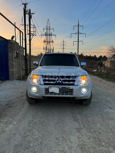 Mitsubishi Pajero 2012, 137,000 km - 3.8 l - Bakı