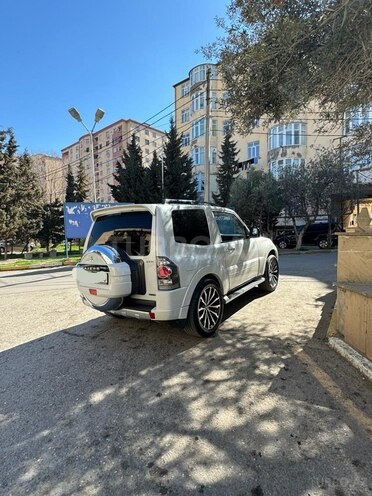 Mitsubishi Pajero 2012, 137,000 km - 3.8 l - Bakı