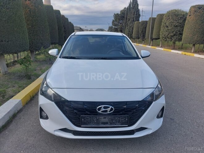Hyundai Accent 2022, 125,600 km - 1.6 л - Bakı