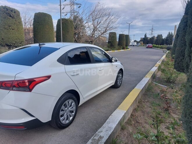 Hyundai Accent 2022, 125,600 km - 1.6 л - Bakı