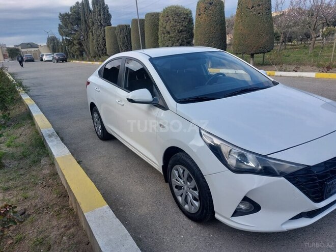Hyundai Accent 2022, 125,600 km - 1.6 л - Bakı