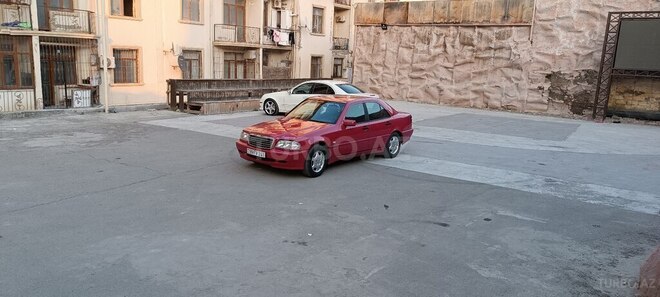 Mercedes C 180 1997, 379,976 km - 1.8 л - Bakı