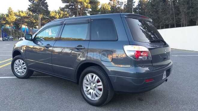 Mitsubishi Airtrek 2003, 198,432 km - 2.0 л - Sumqayıt