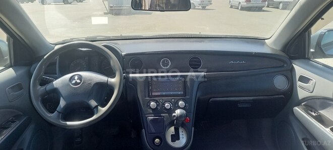 Mitsubishi Airtrek 2003, 198,432 km - 2.0 л - Sumqayıt